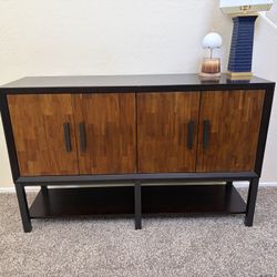 Stunning Mid-Century Modern Buffet/Credenza (Two-Tone Wood)