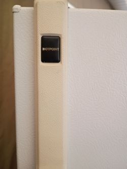 Hotpoint refrigerator