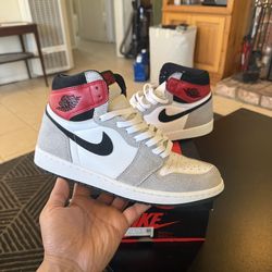 Jordan 1 Smoke Grey Men’s 8.5 OG Box