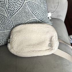 Lululemon Fleece Belt Bag 