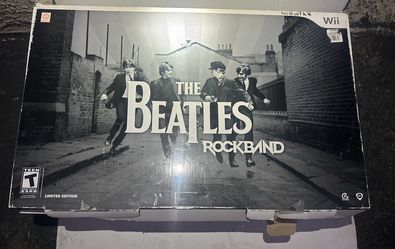 The Beatles: Rock Band Limited Edition Bundle Nintendo Wi i OPEN BOX 
