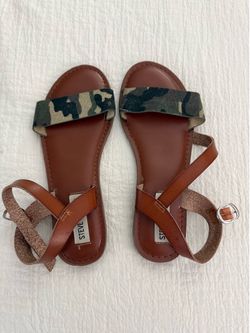 Steve Madden sandals size 6.5