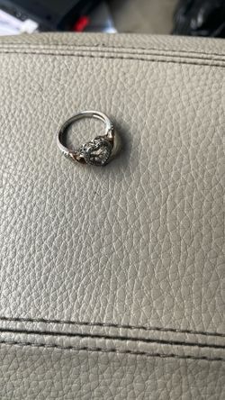 Size ‘5 10K White & Rose gold diamond double heart promise ring