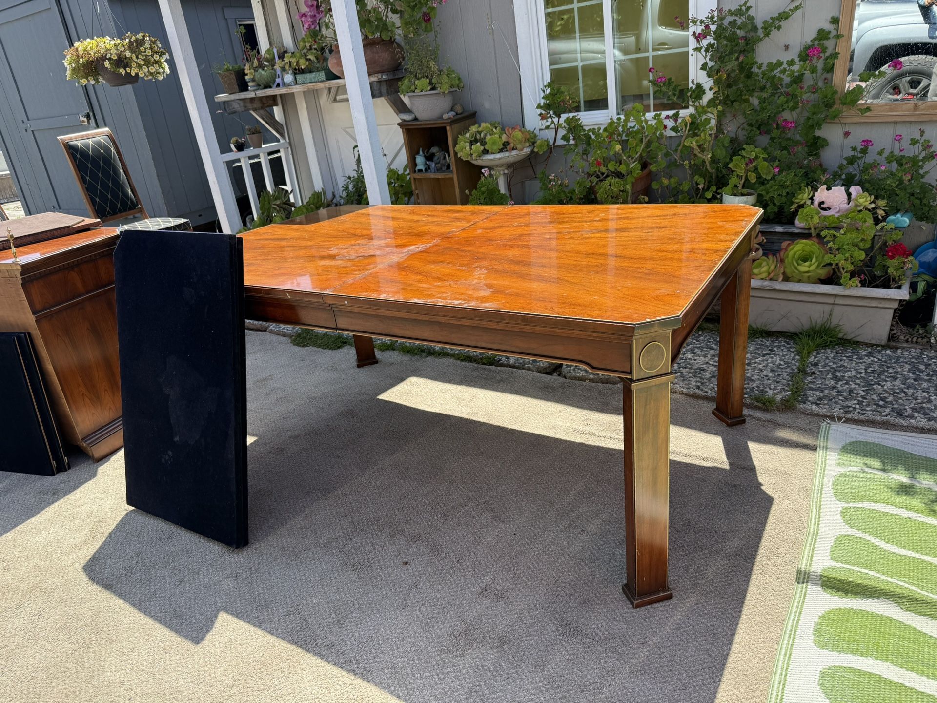 Table N Chairs