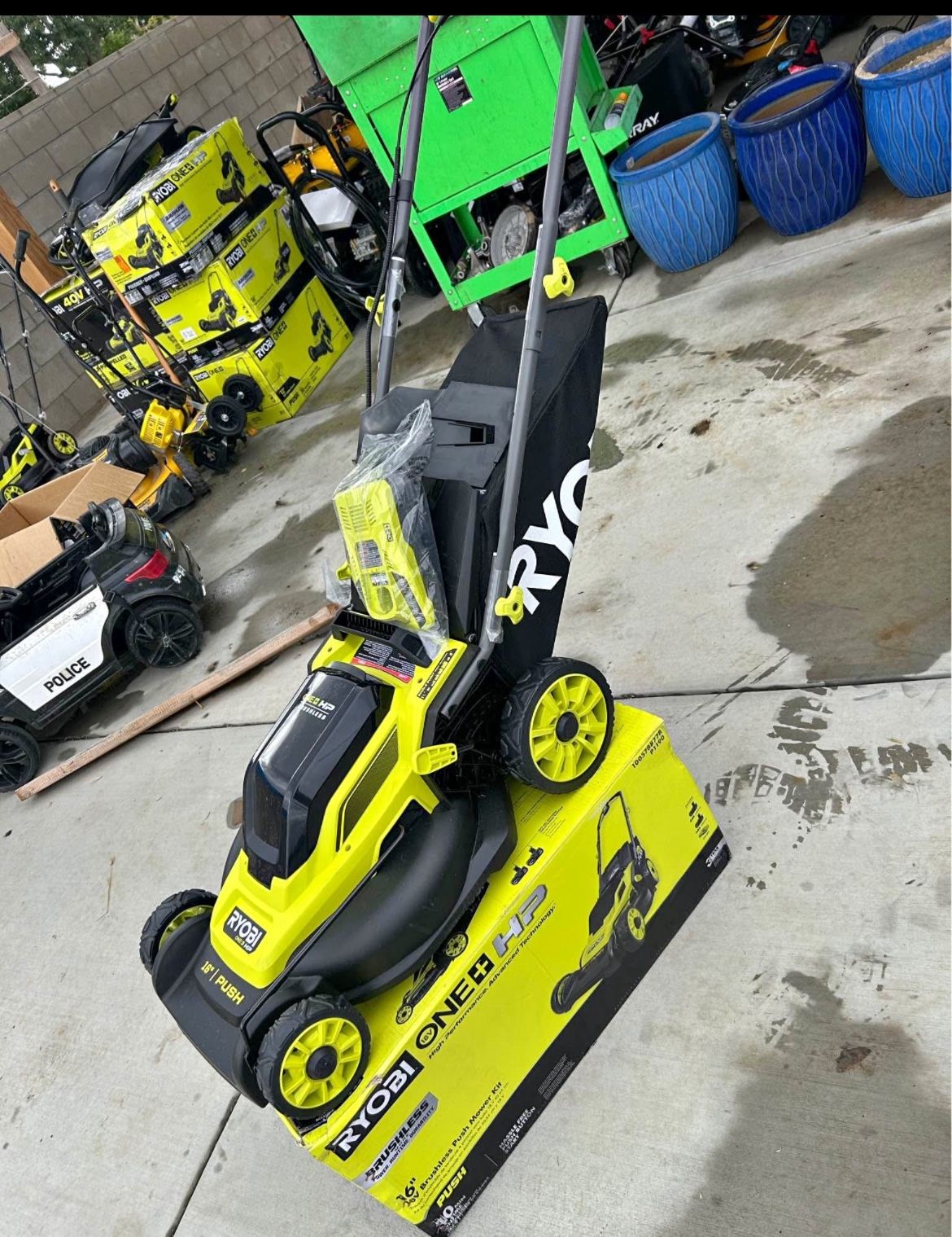 RYOBI 40V HP Brushless 21 Cordless Battery Walk Behind Self