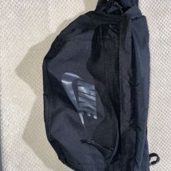 Nike Tech Hip Pack for Sale in Bell Gardens CA OfferUp