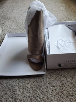 Gray Heeled Boot