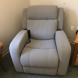 Flexsteel Power Recliner 