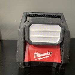 Milwaukee Flood Light 