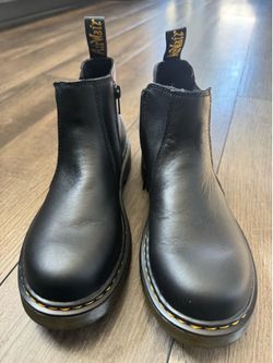 Doc Martin’s Big Kid Chelsea Boot