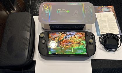 Lenovo Legion Go 2 8.8" 144Hz OLED Ryzen Z2 Extreme 32GB 1TB.