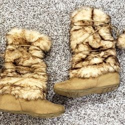 Faux Fur Camel Suade Boots with Pom Poms size Woman's 10