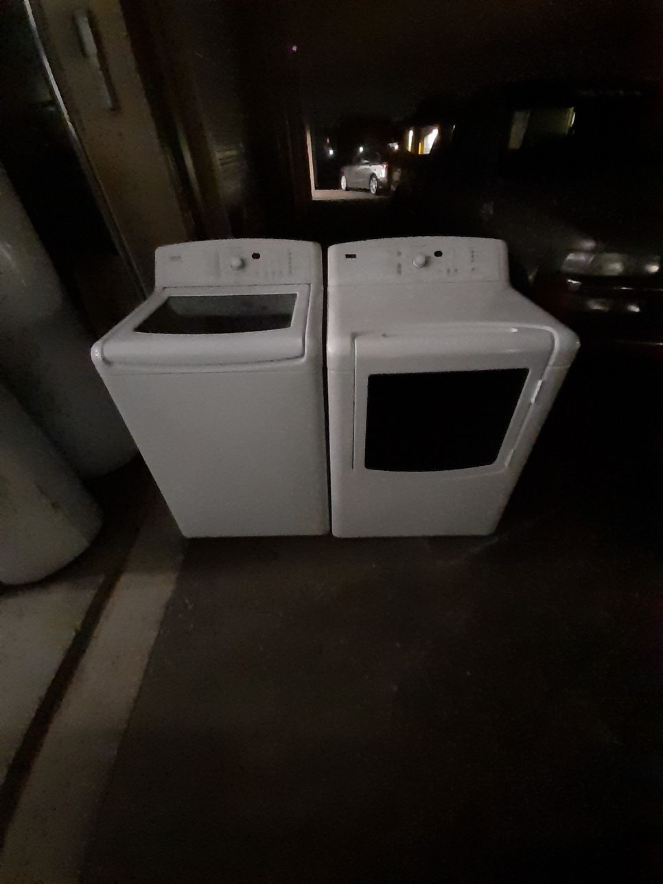 KENMORE ELITE OASIS WASHER AND DRYER SET