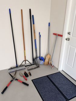 Assorted Garden tools