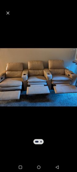 Leather Recliner chairs no damage