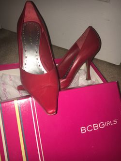 BCBG RED PUMPS