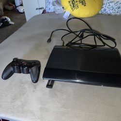 PlayStation 3 1TB Slim & PlayStation 4 Pro 1TB 