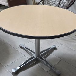Authentic Knoll Studio X-Base Cafe Table - MCM Designer