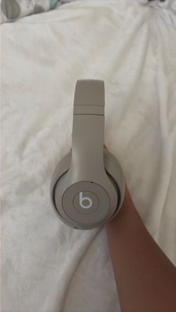Beats Studio Pro Sandstone