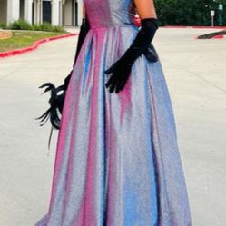 Windsor Glitter-Finish Prom dress