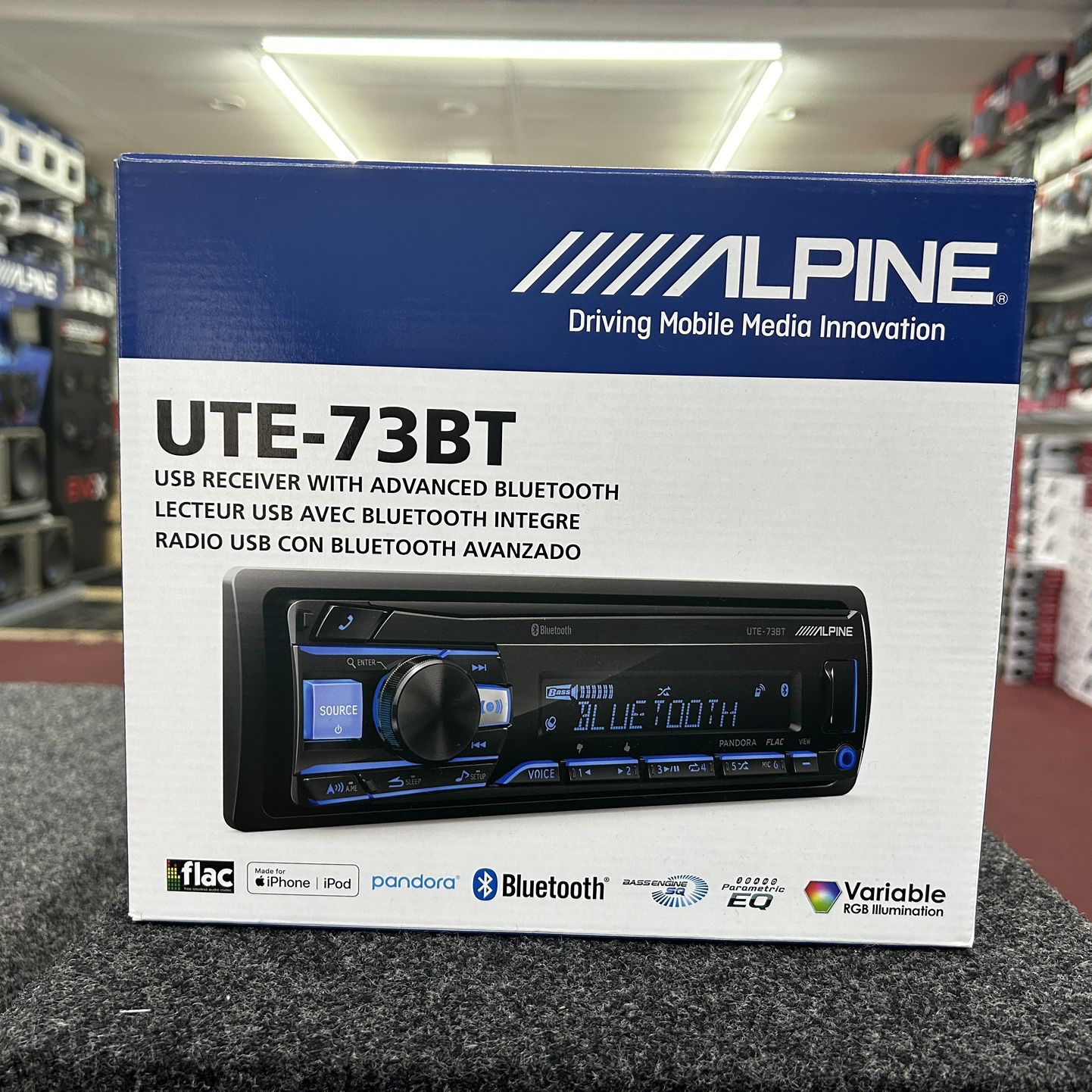 Alpine UTE-73BT Am/Fm Bluetooth Player, Stereo