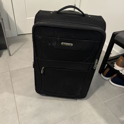 Diadora Carry On Luggage