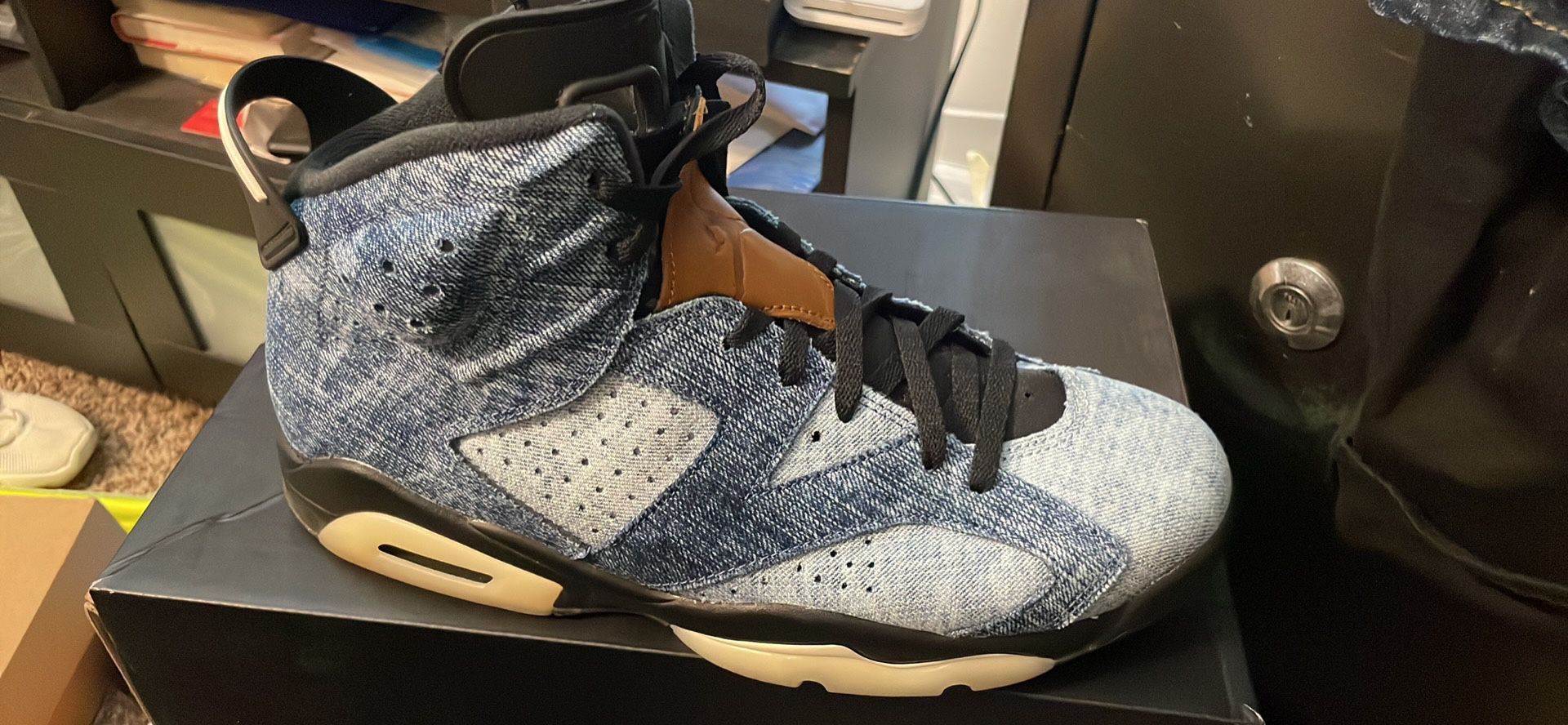 2019 Air Jordan 6 Retro 'Washed Denim' Air Jordan , Sneakers