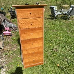 6 Drawers Tall Dresser.