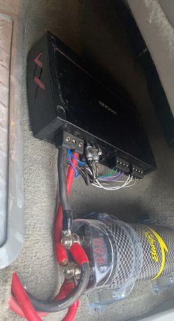 Kicker KX premium amp like new