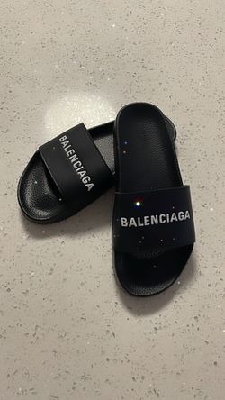 Kids Flat Sandals Size 2