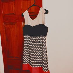 Red, Cream And Blue Dress Women's Size 12