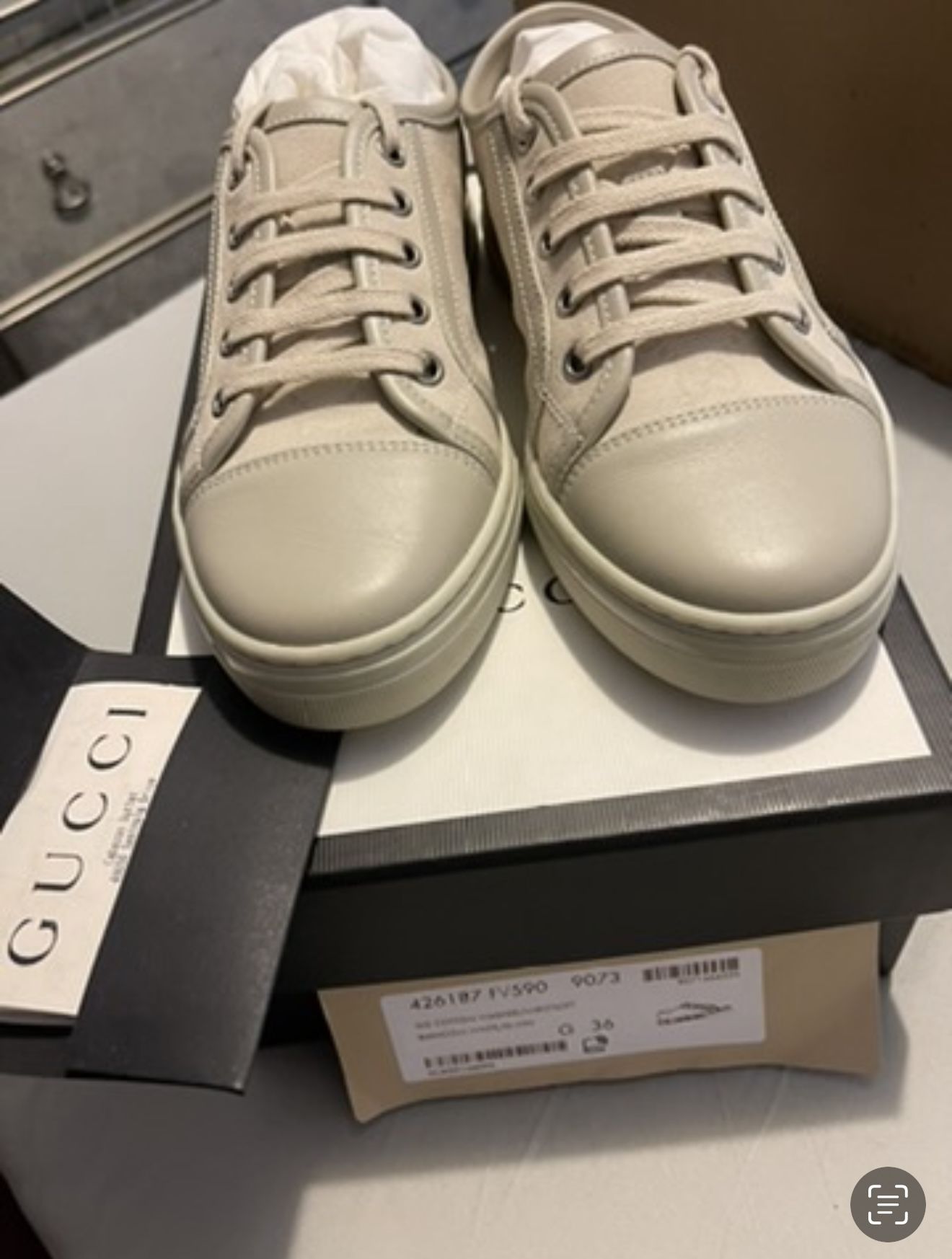 Real Authentic Gucci Women Shoes