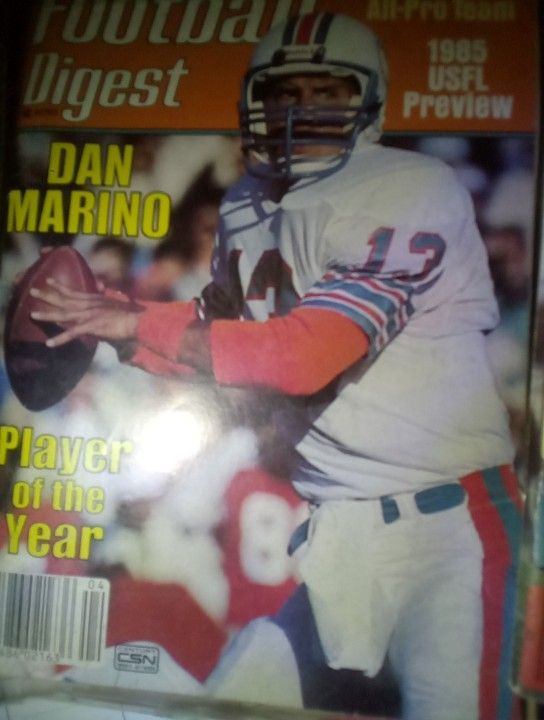 1984&1985 Football Digest Dan Marino