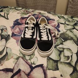Vans Shoes Size 11.5