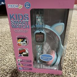 Itech jrs kids girl fuzzy black white panda smartwatch with ear Bluetooth headphones 