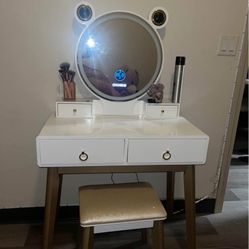 Makeup Vanity