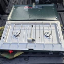 Coleman Classic Propane Gas Camping Stove, 2-Burner