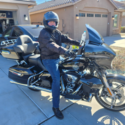 2025 Harley StreetGlide Ultra 2k miles w upgrades