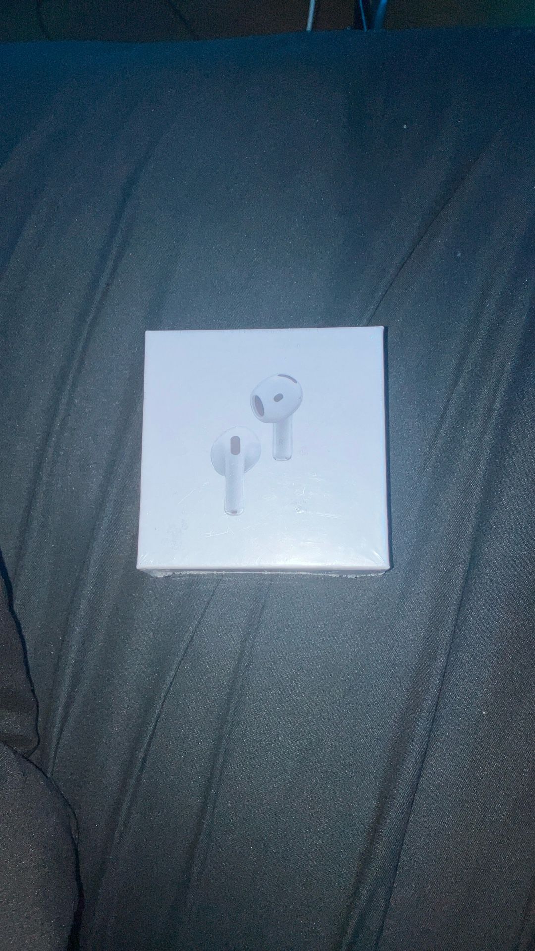 New AirPod 4s ANC