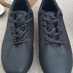 Black Riddell football cleats