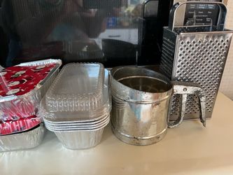 Flour sifter & cheese grater & baking tins