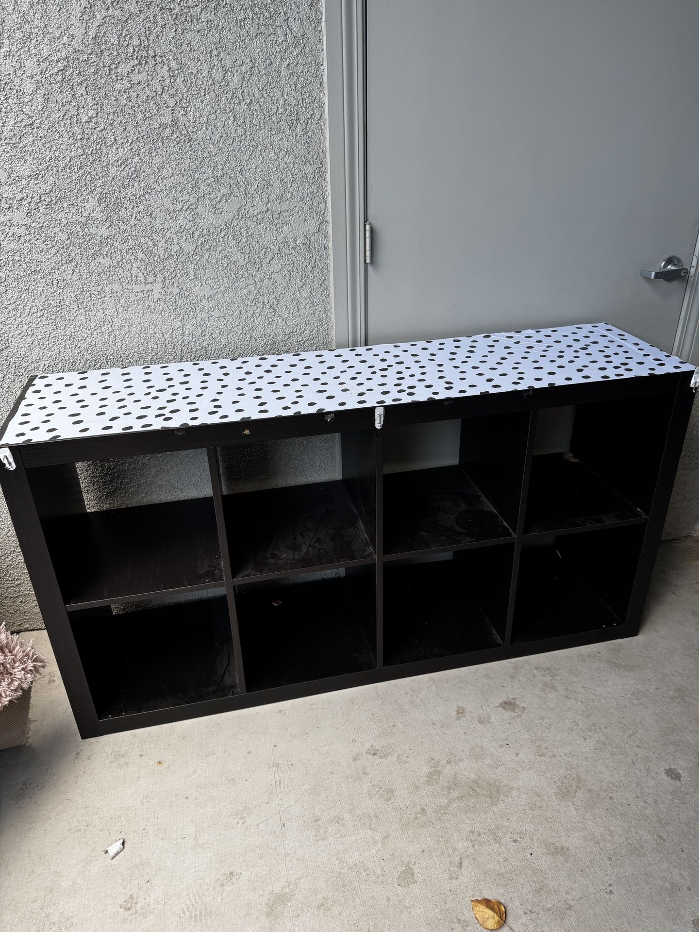 8 Cube Shelving Unit