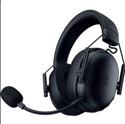 Razer BlackShark V2 series gaming headset (used)