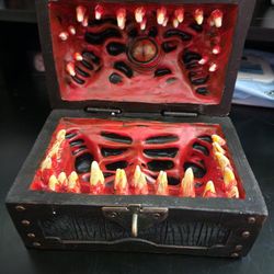 Mimic DnD Chest Décore