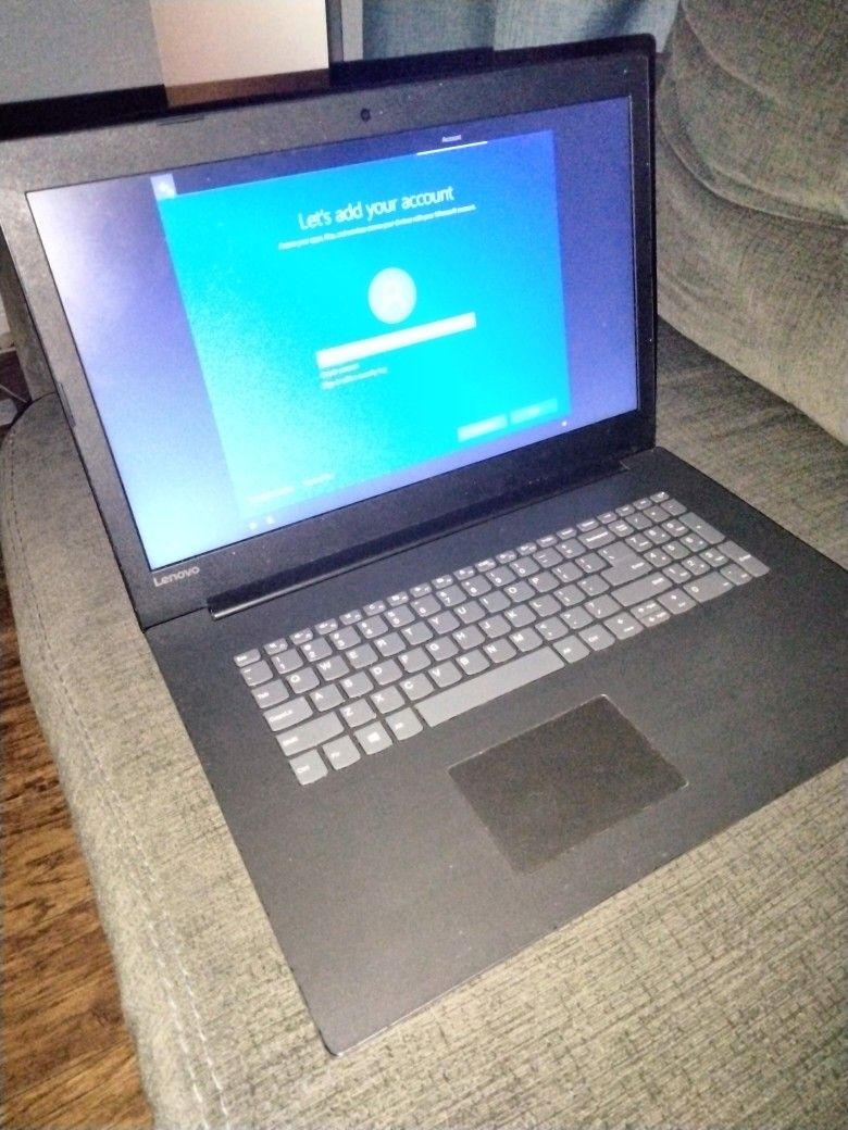 Lenovo - 330-17IKB 17.3" Laptop - Intel Core i5 - 8GB Memory - 1TB Hard Drive - Onyx Black 2016