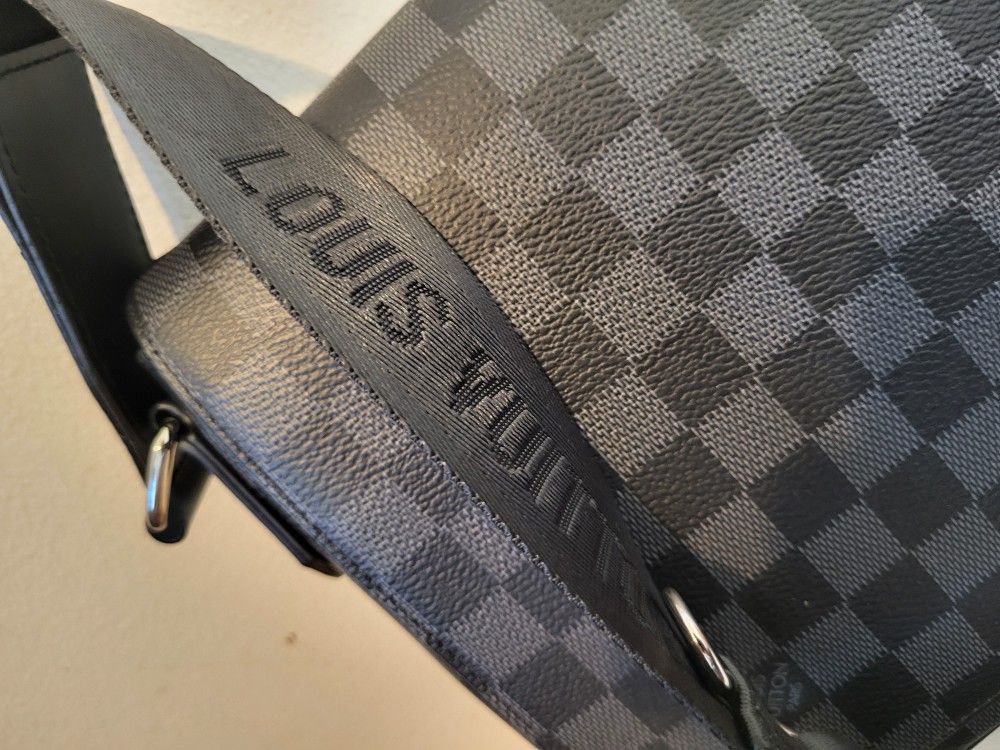 Men's Messenger Bag