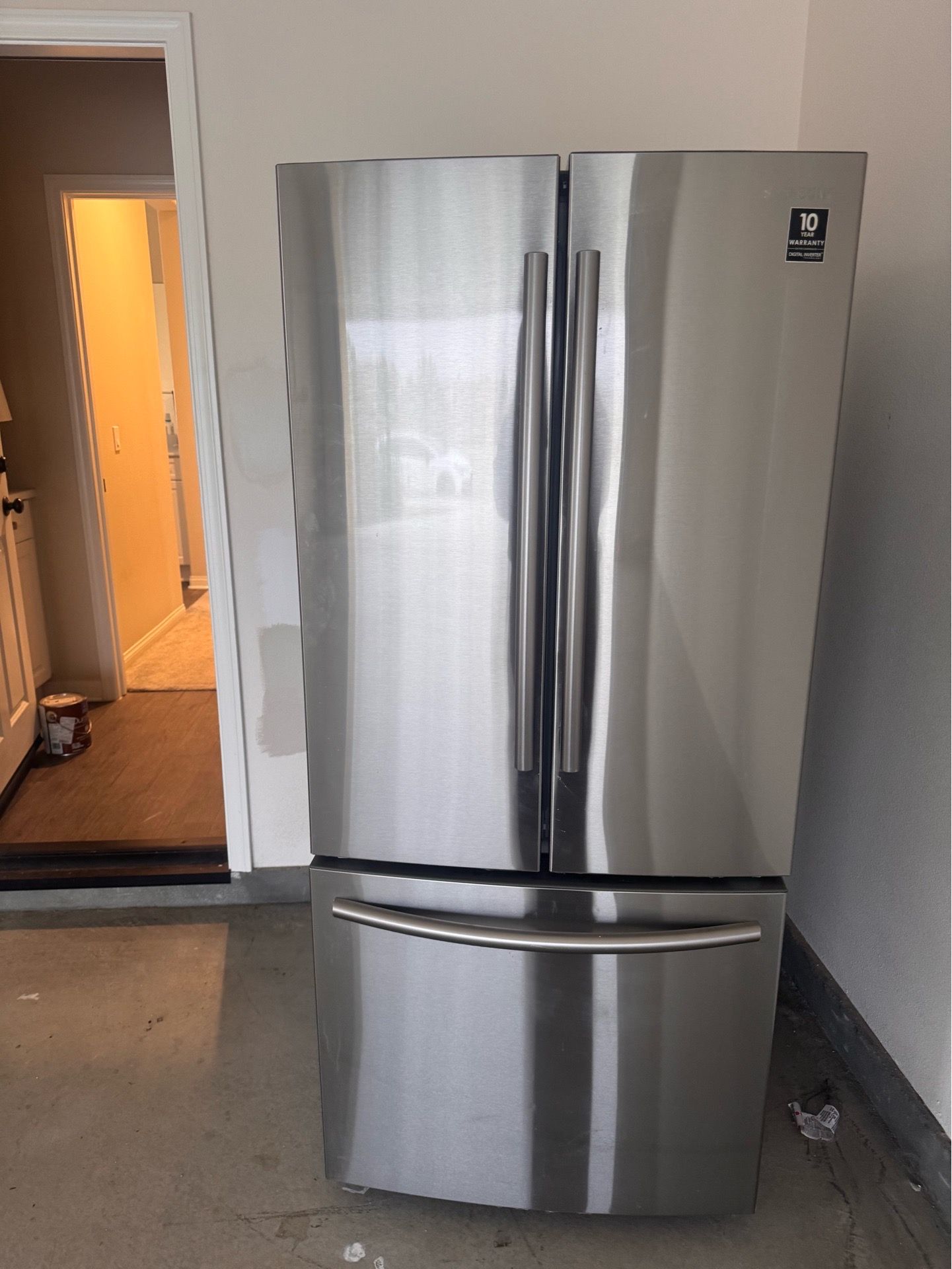 Samsung RF220NCTASR (22 cu. ft. French-door refrigerator)
