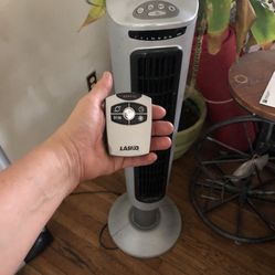 Like New 4’, 48” Lasko Tower Fan Tested Works Perfectly when you come ill fully test it for you
