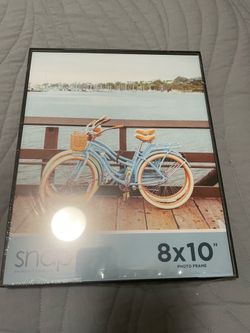 Black picture frame
