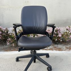 Full Leather Steelcase Leap V2 Chair Fully Loaded Desk Offic Chair